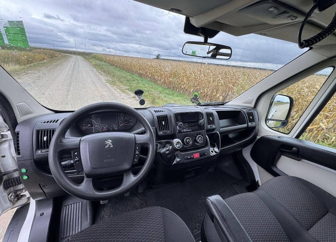 Fotografia 3 z 4: Peugeot Boxer 3.0 HDI