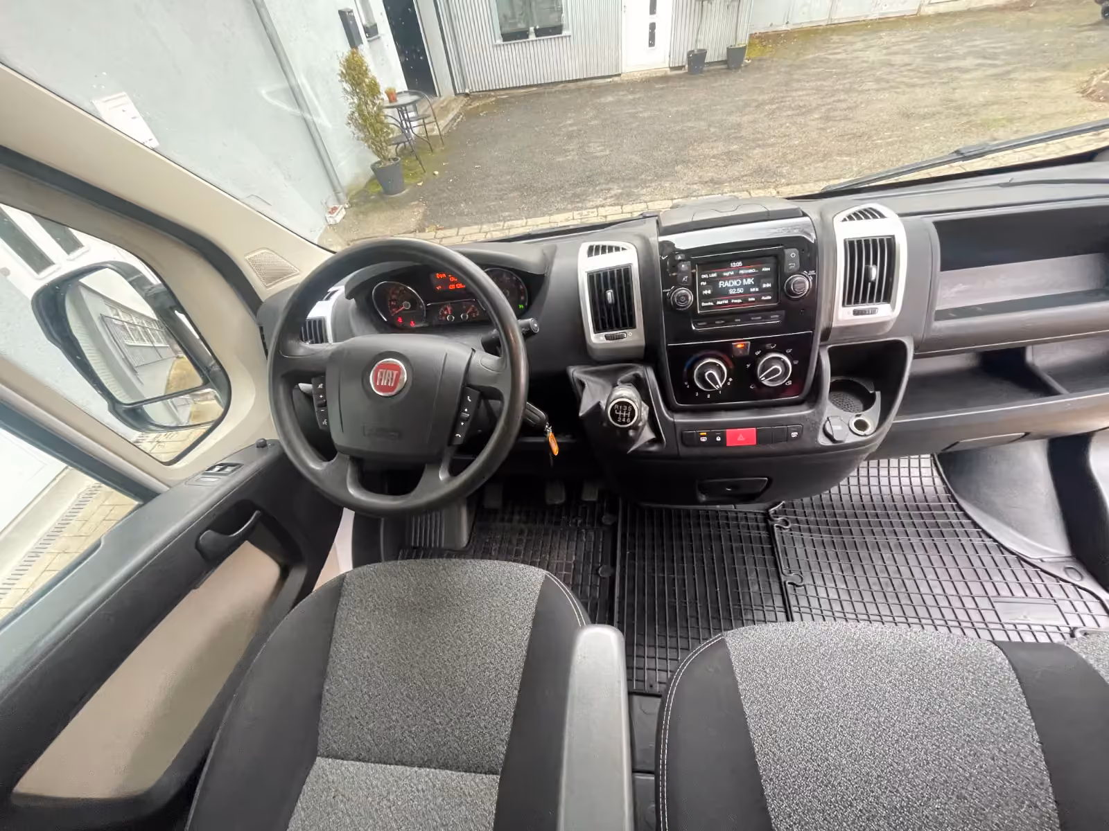 Fotografia 2 z 4: Fiat Ducato 2.3